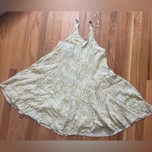 O'Neill Yellow and White Patterned Top